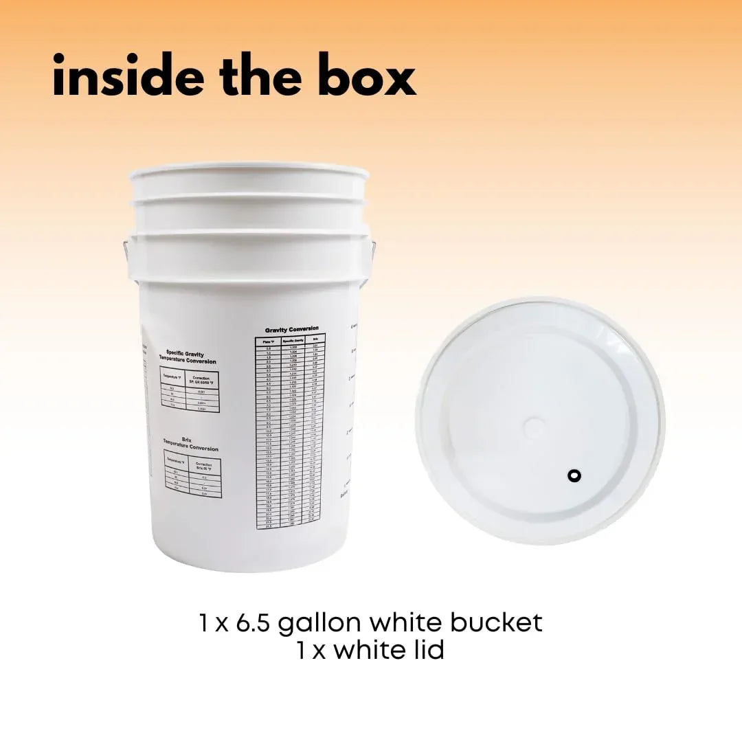 FastRack 6.5-gallon fermentation bucket with lid, durable plastic fermenter for home brewing and food fermentation.