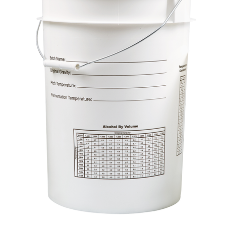 6.5-gallon fermentation bucket by FastBrewing with lid for homebrewing and winemaking, durable plastic, clear design.