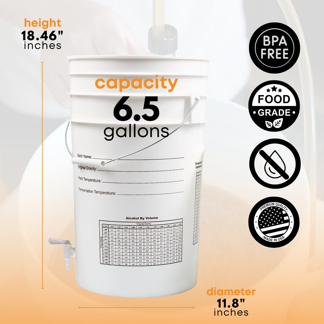 FastRack 6.5-gallon fermentation bucket with lid, durable plastic fermentation vessel for home brewing and brewing supplies.