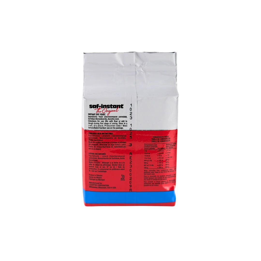 FastRack Red Star SAF instant baking yeast in a 1 lb red and white package, ideal for baking bread and pastries.